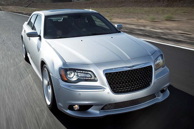 クライスラー300 SRT8を発売 | AUTOCAR JAPAN