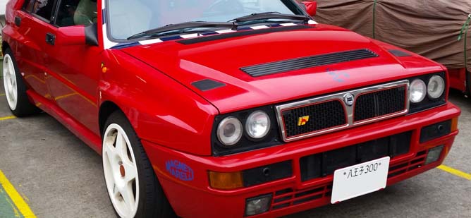 ランチア デルタ エボIIは車検でした | スペシャルショップ | AUTOCAR