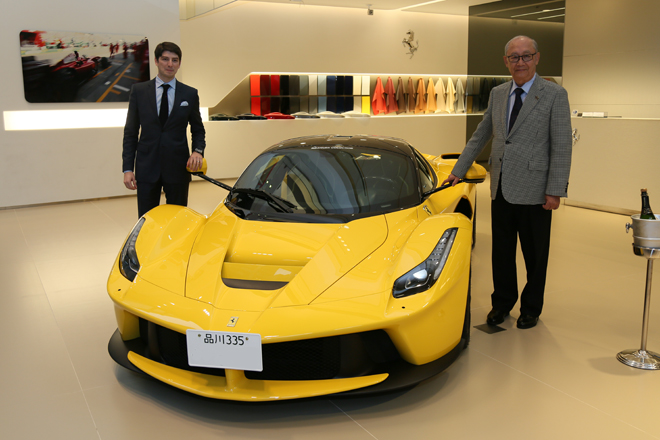 ラ フェラーリ納車式 Autocar Japan ラ フェラーリ納車式 Autocar Japan
