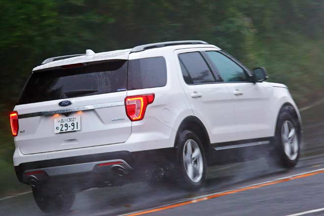 フォード・エクスプローラーXLT EcoBoost™ | AUTOCAR JAPAN