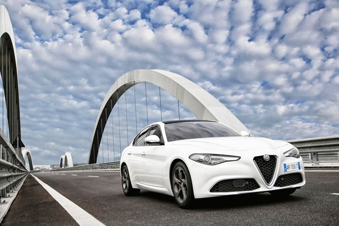アルファ ロメオ ジュリア日本導入 アルファ専売ディーラーは60店規模に Autocar Japan アルファ ロメオ ジュリア日本導入 アルファ専売ディーラーは60店規模に Autocar Japan
