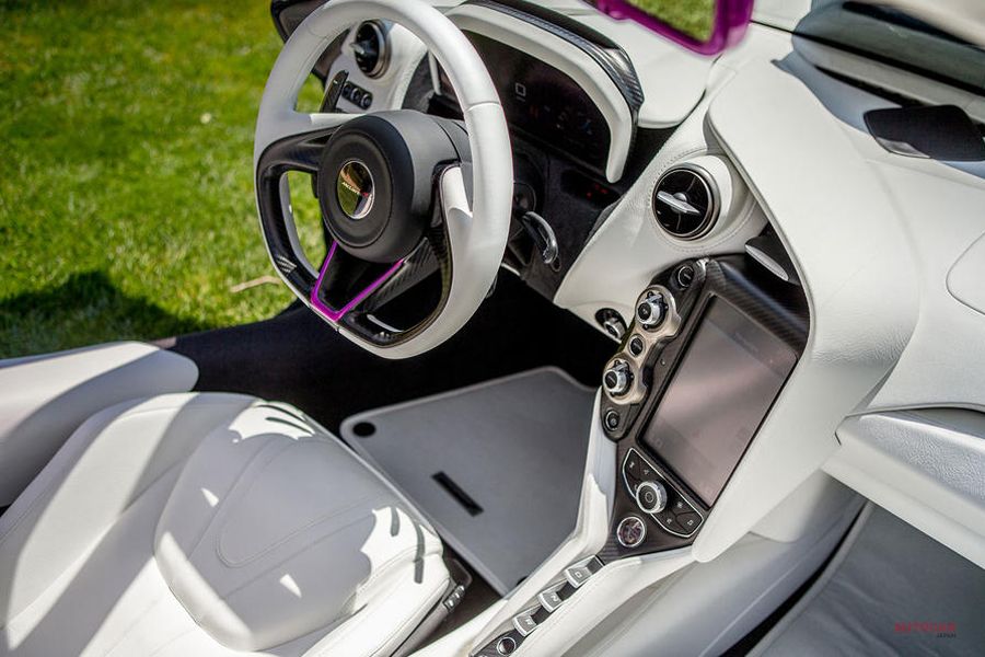 マイケル・フックスのマクラーレン720S　インテリア