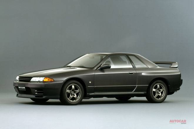 25年ルール解禁で流通量が増えたR32 GT-R。