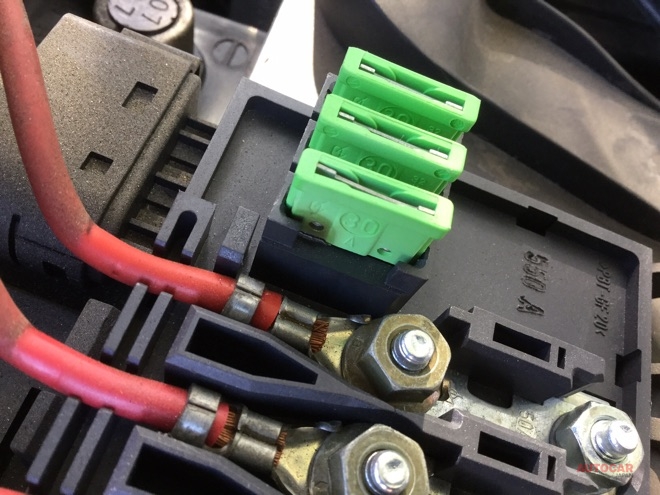 実は結構多い症状 アウディttはヒューズが焦げて電動ファンが回らずオーバーヒート X Style スペシャルショップ Autocar Japan