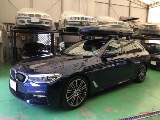 BMW 5シリーズ 新車納車後/ルーフボックス/ボディ同色に仕上げ