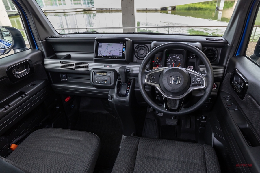 試乗 ホンダn Van エヌバン Na ターボを評価 N Boxと価格比較も Autocar Japan