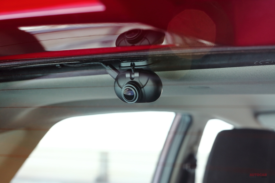ドライブレコーダーは 2カメラ型がおすすめ データシステムdvr3100 特集 Autocar Japan