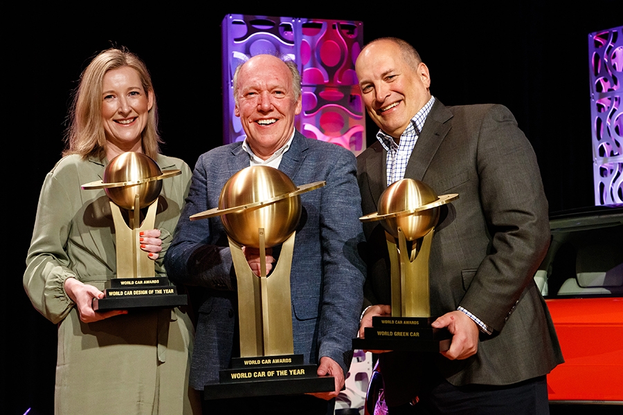 ジャガーIペイスは、2019年WCOTY（ワールド・カー・オブ・ザ・イヤー）の大賞、グリーンカー賞、デザイン賞を同時受賞した。