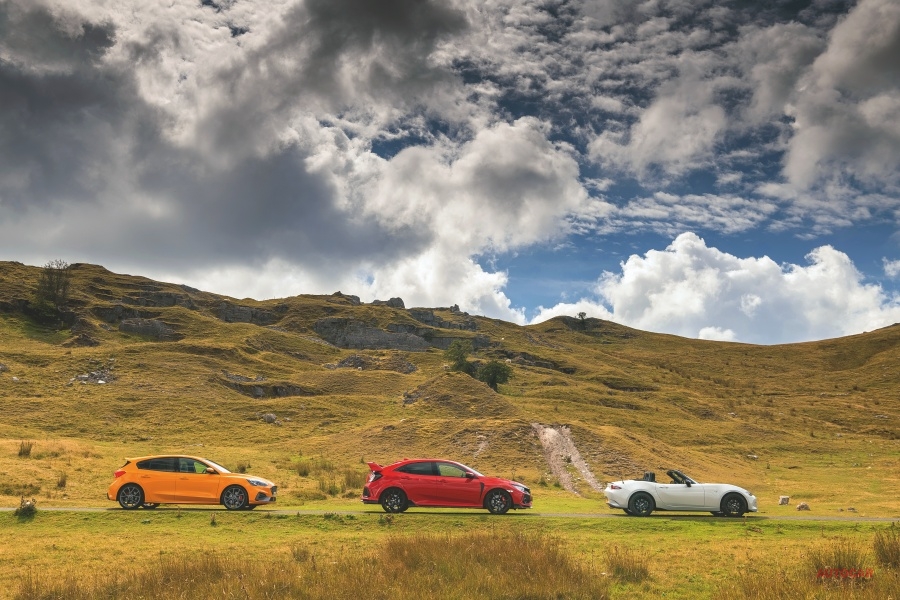 フォード・フォーカスSTパフォーマンス・パックとホンダ・シビック・タイプR GT、マツダMX−5ロードスター 2.0 SE-Lナビ