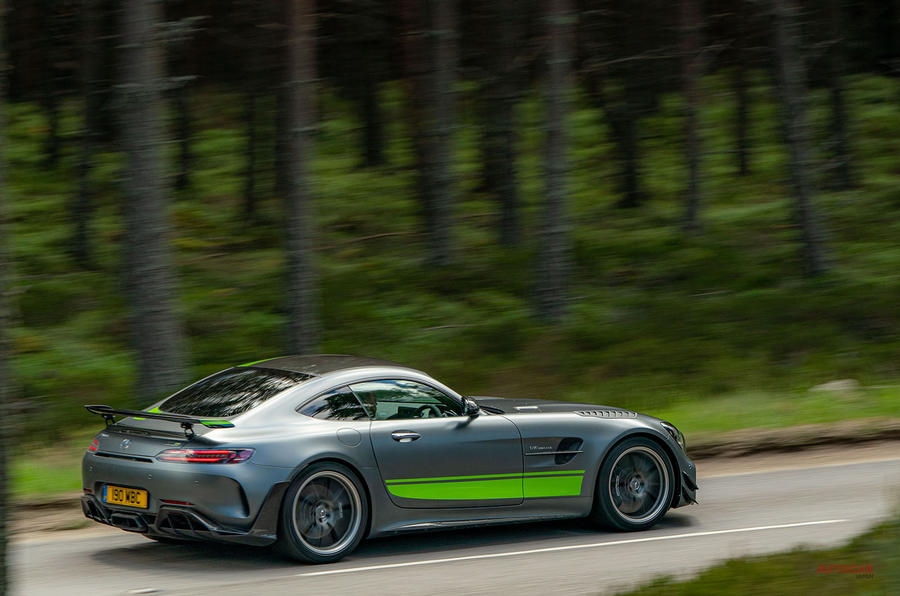 メルセデスAMG GT R プロ