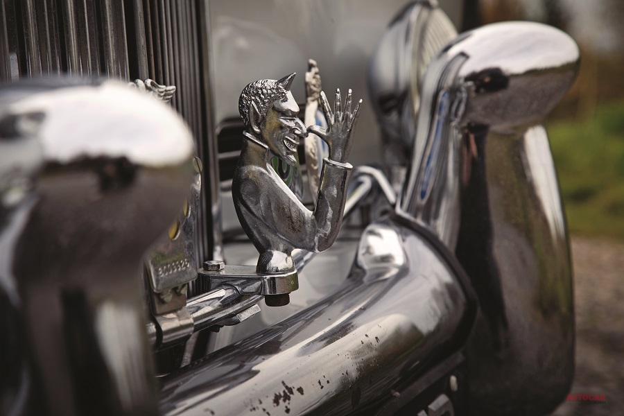 ベントレー製V8エンジン60周年