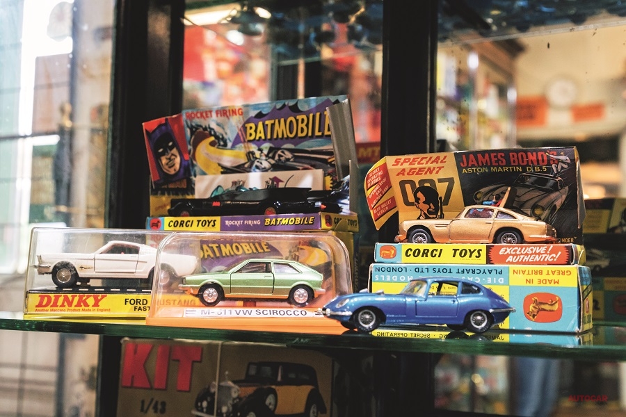 これがハーレーの店でもっとも価値ある5台だ。