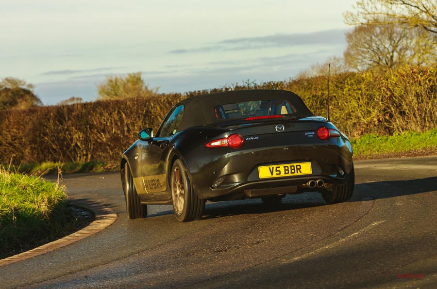 BBR GTi MX-5 スーパー220（英国仕様）