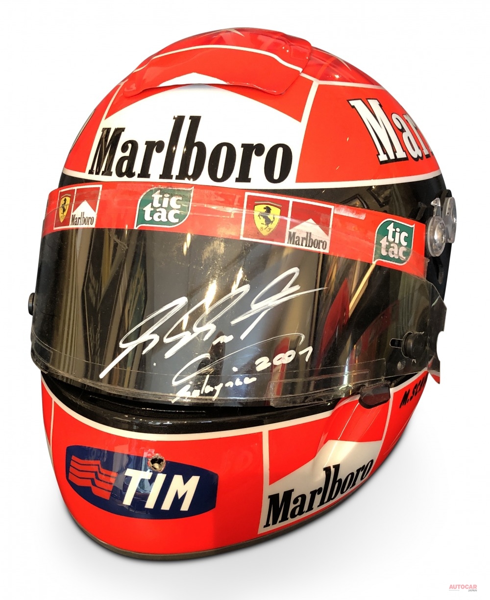 「Marlboro」のロゴが描かれているシューマッハーのヘルメット