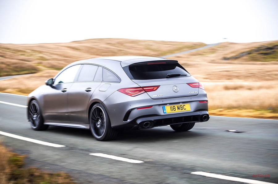 メルセデスAMG CLA 35 シューティングブレーク（英国仕様）