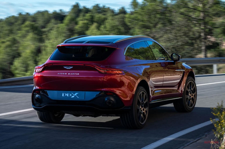 【多くのボディスタイル】アストン マーティンのSUV「DBX」派生モデル 7シーター/クーペか 2021年