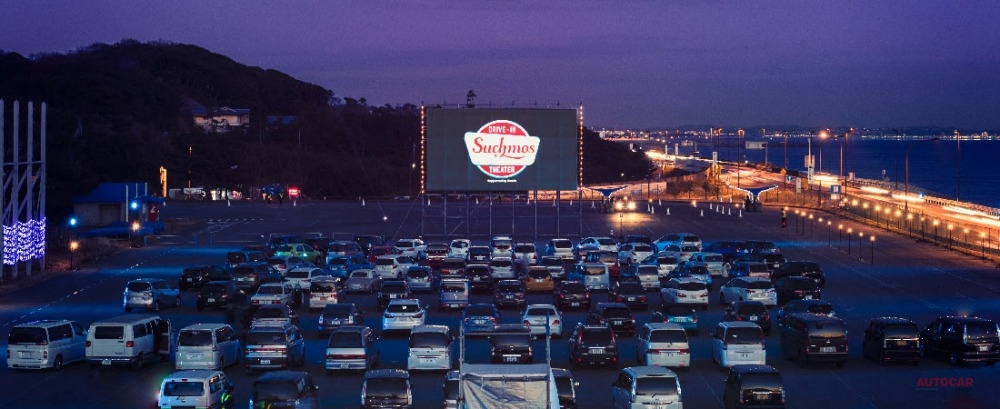 5月以降の開催になるが、大磯ロングビーチで上映するドライブインシアターの企画が発表された（写真は過去に開催したときの様子）。