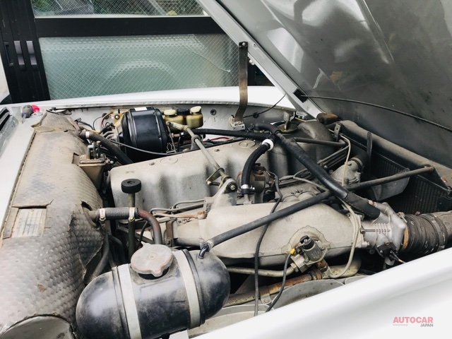 W113型メルセデス・ベンツ280SL 車検整備／リンケージブッシュ交換