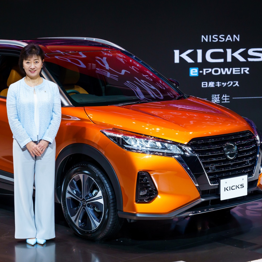 星野朝子副社長は「国内向けでのブランニュー登録車導入は10年ぶり」と久々の新車発売に自信を見せた。