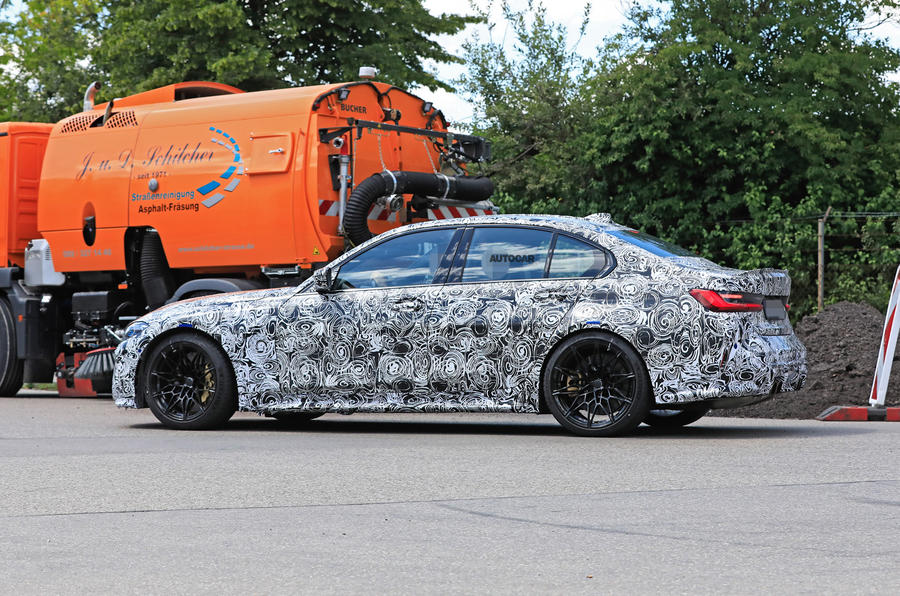 次期BMW M3のテスト車両