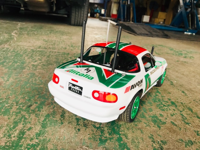 ユーノス・ロードスター 実はタミヤのRC／M06に搭載／アリタリアカラー