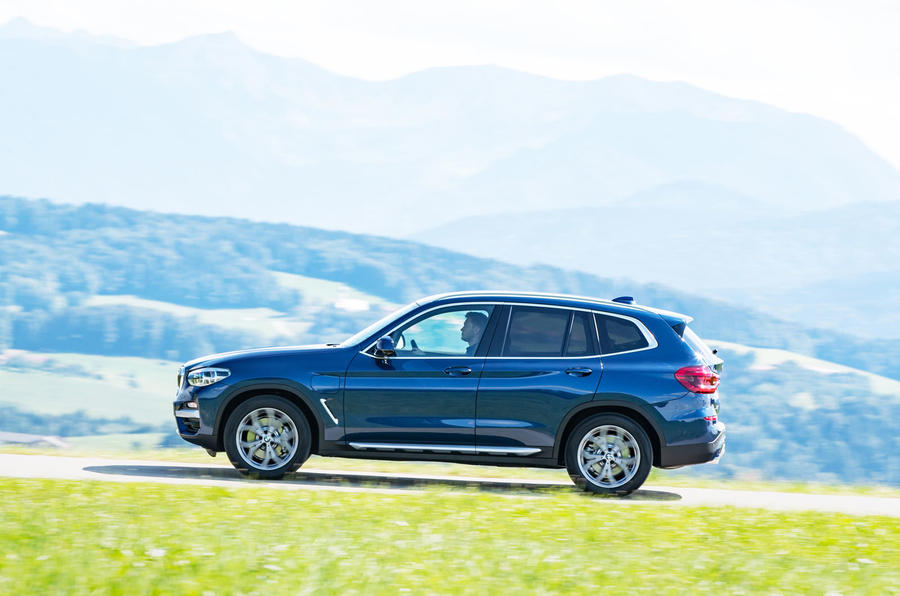 BMW X3 xドライブ30e(欧州仕様)