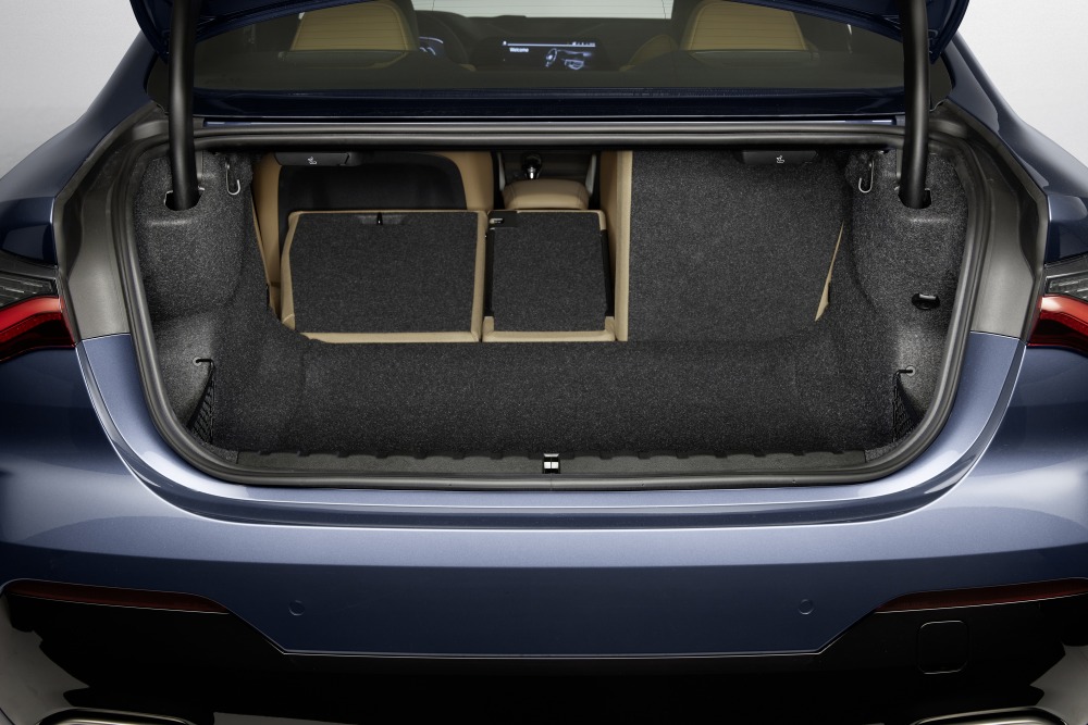 BMW新型4シリーズ・クーペのトランク