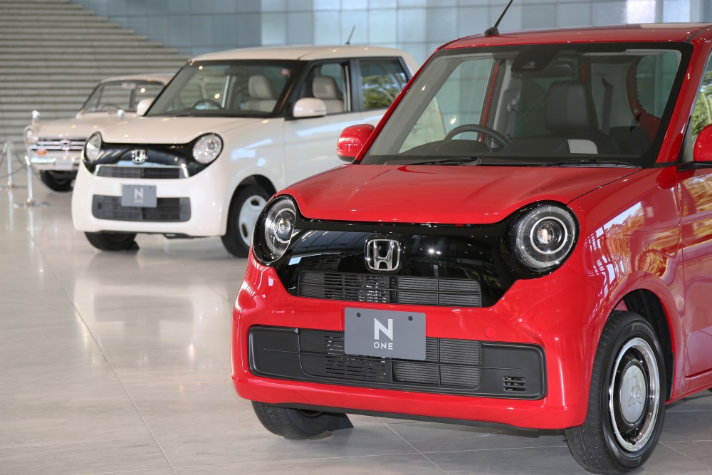 前から新型Nワン・オリジナル、従来型Nワン、N360