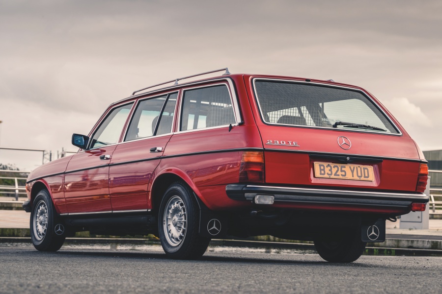 メルセデス・ベンツ230 TE（W123型／1980〜1986年）