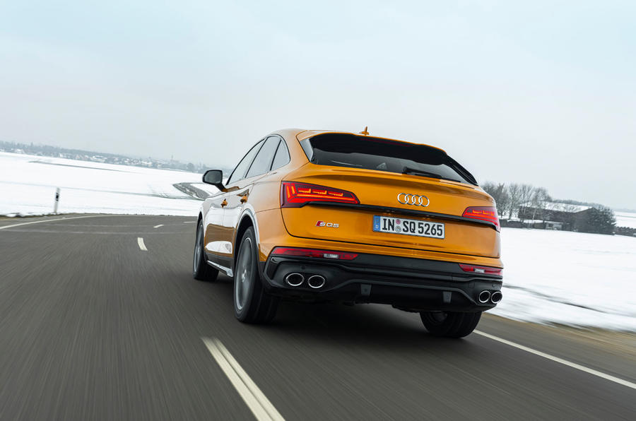 アウディQ5スポーツバック 40 TDI クワトロ Sトロニック（欧州仕様）
