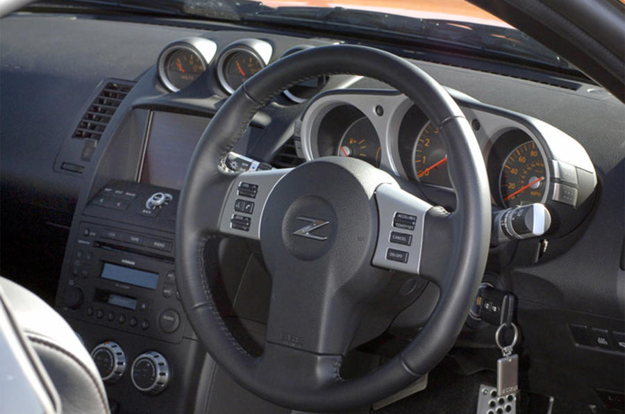 日産350Z（フェアレディZ／英国仕様／2002〜2008年）