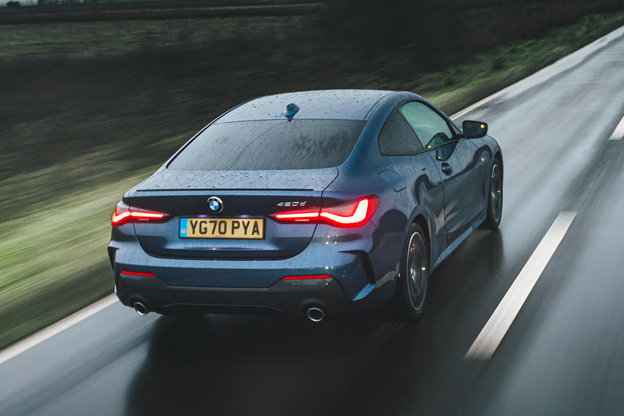 BMW 420dクーペ Mスポーツ(英国仕様)