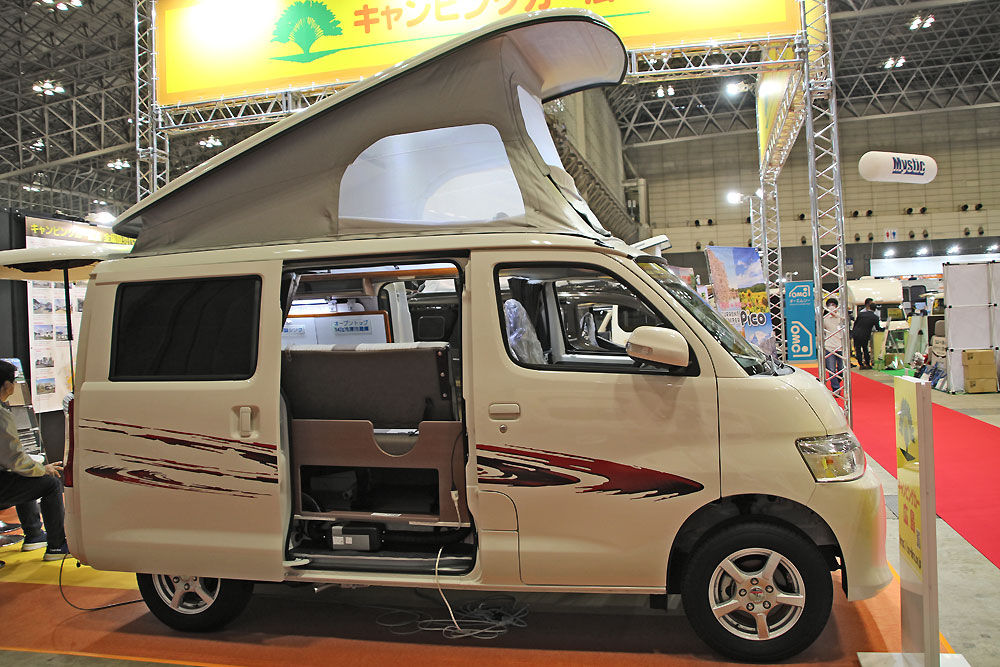 カレントキャンパー・ピコ(ジャパンキャンピングカーショー2021:キャンピングカー広島)