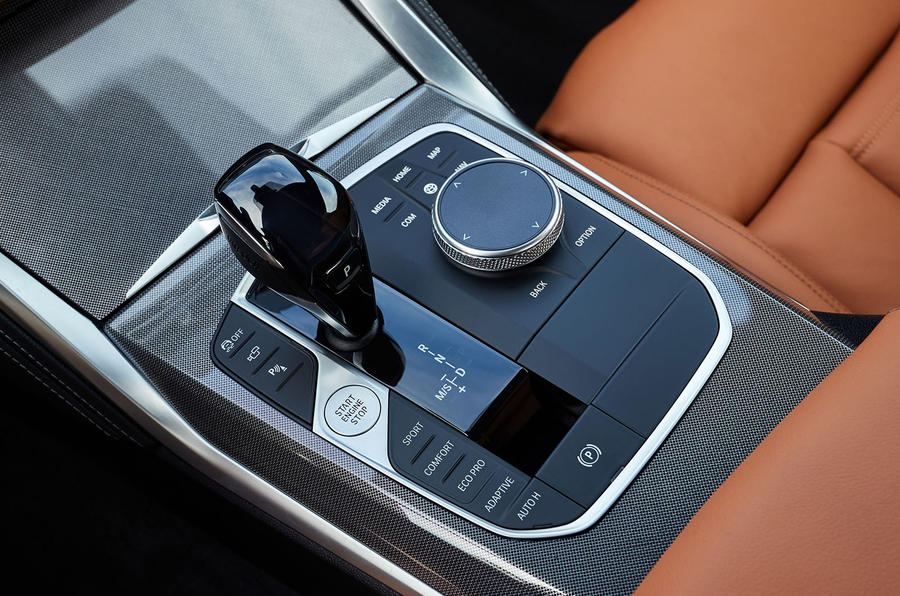 BMW 440i xドライブ・クーペ （英国仕様）
