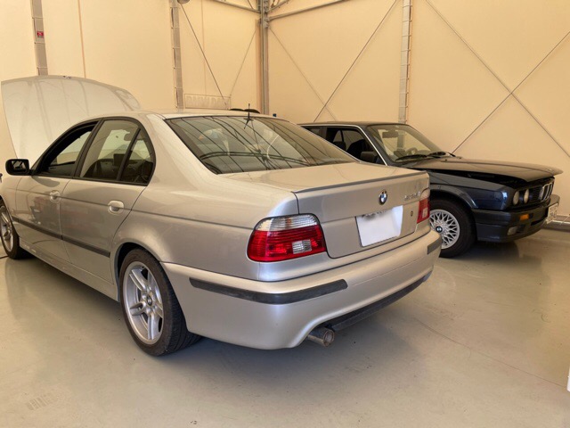 Bmw e39 560