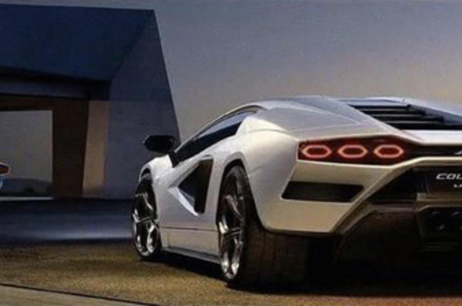 伝説のスーパーカー 新型カウンタックの姿が明らかに Snsで公式画像がリーク Autocar Japan 伝説のスーパーカー 新型カウンタックの姿が明らかに Snsで公式画像がリーク Autocar Japan