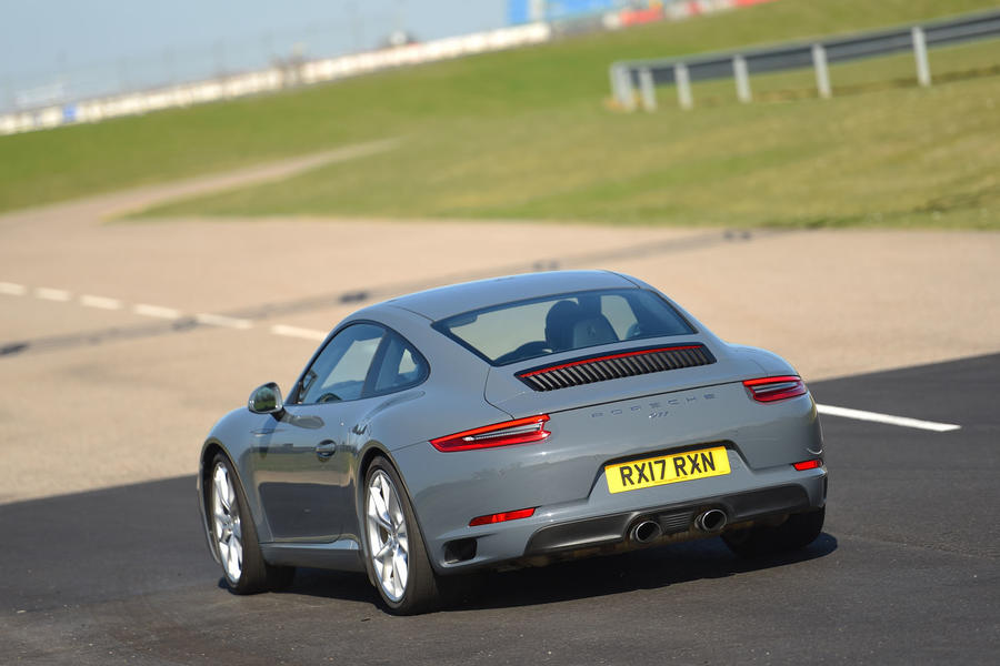 ポルシェ911 カレラS(991型/2011〜2019年/英国仕様)