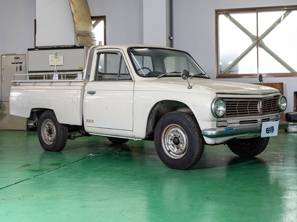 1965年日野ブリスカ1300トラック（FH100）落札額：237.16万円