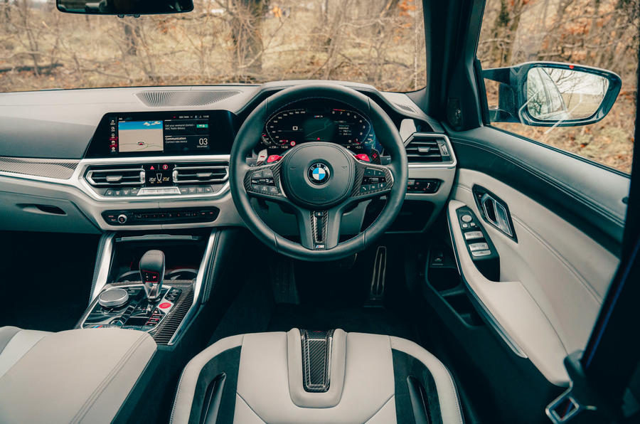BMW M3 コンペティション M xドライブ（英国仕様）