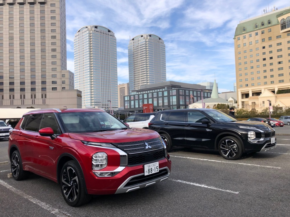 三菱アウトランダーPHEV