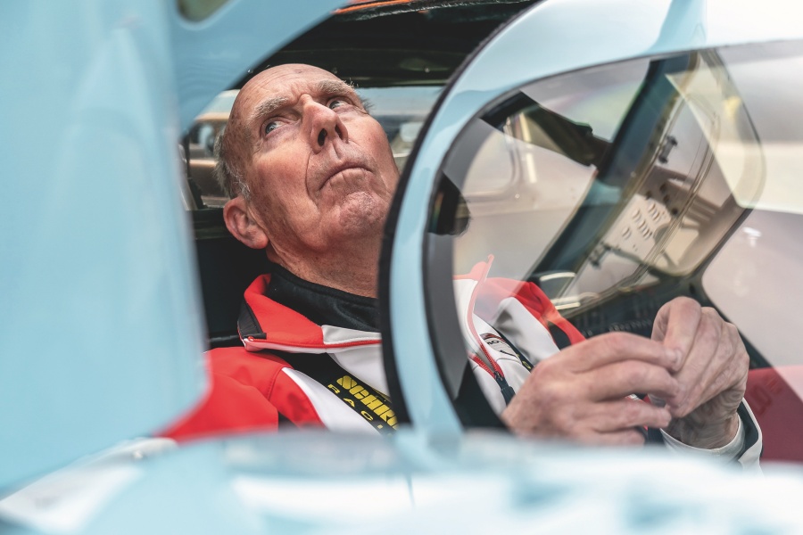 ポルシェ917Kと、1970年のル・マン24時間レースで優勝を掴んだリチャード・アトウッド氏