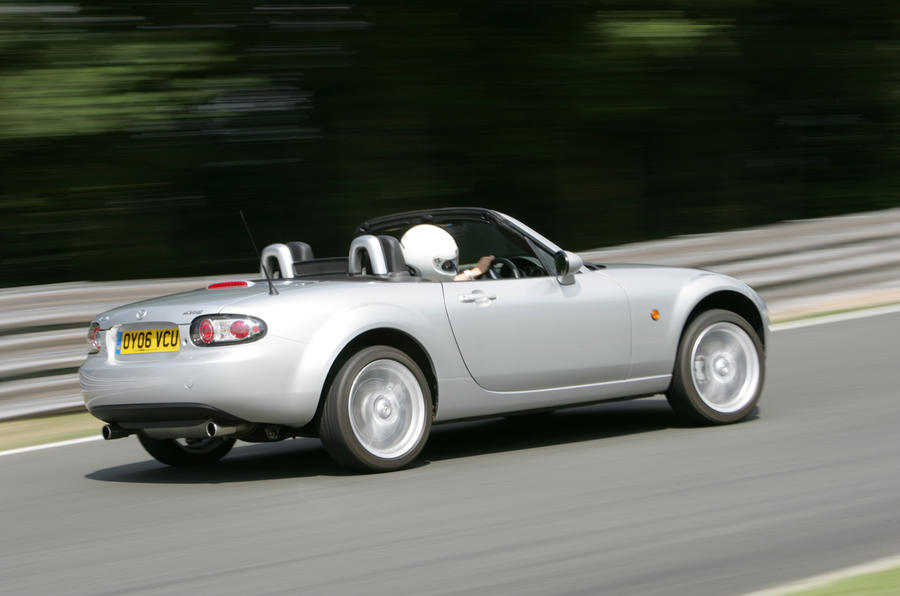 マツダMX-5（ロードスター／NC型／2005〜2015年／英国仕様）