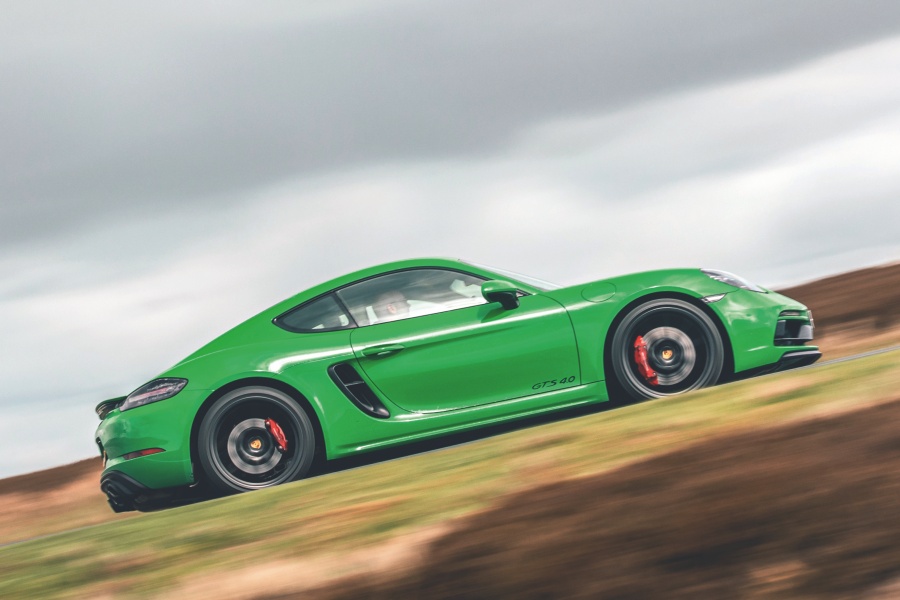 ポルシェ718ケイマン GTS 4.0(英国仕様)