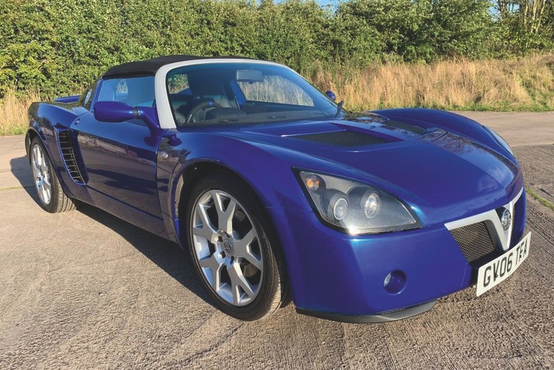 ヴォグゾールVX220(オペル・スピードスター)ターボ(2006年式/英国仕様)