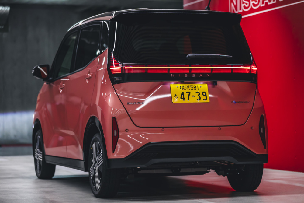 2022-2023日本カー・オブ・ザ・イヤー、K CAR オブ・ザ・イヤーを受賞した軽EV「日産サクラ」。