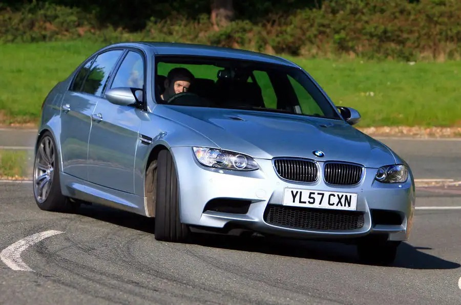 BMW M3（E90）