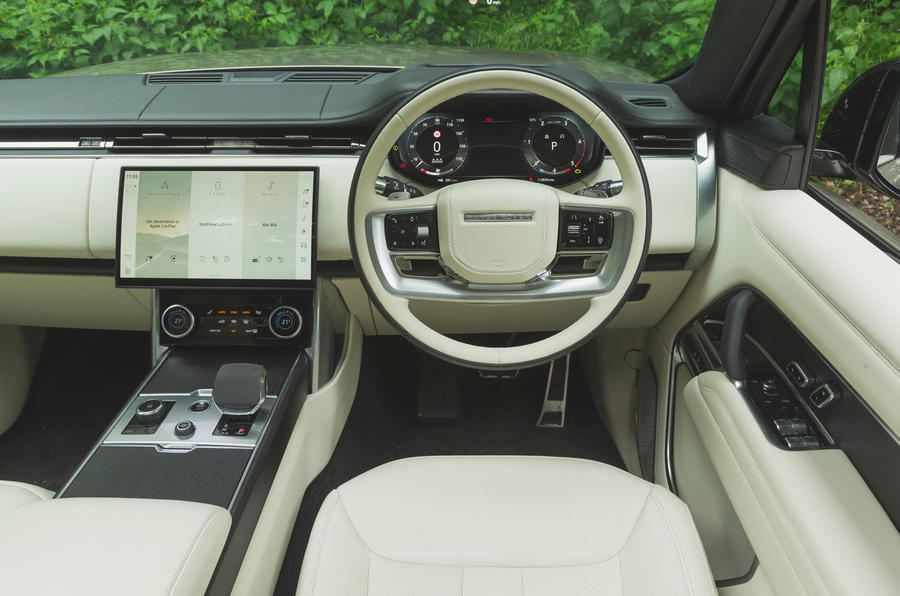 ランドローバー・レンジローバー P510e PHEV SV(英国仕様)