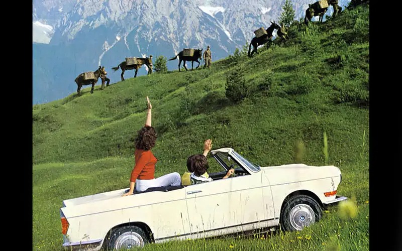 BMW 700。なんともシンプルで牧歌的な写真。