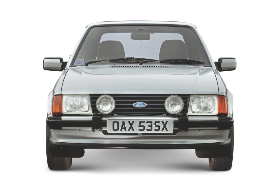 フォード・エスコート XR3／XR3i（Mk3／1980〜1986年／英国仕様）