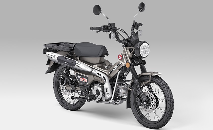 ホンダCT125ハンターカブ（マットアーマードシルバーメタリック）